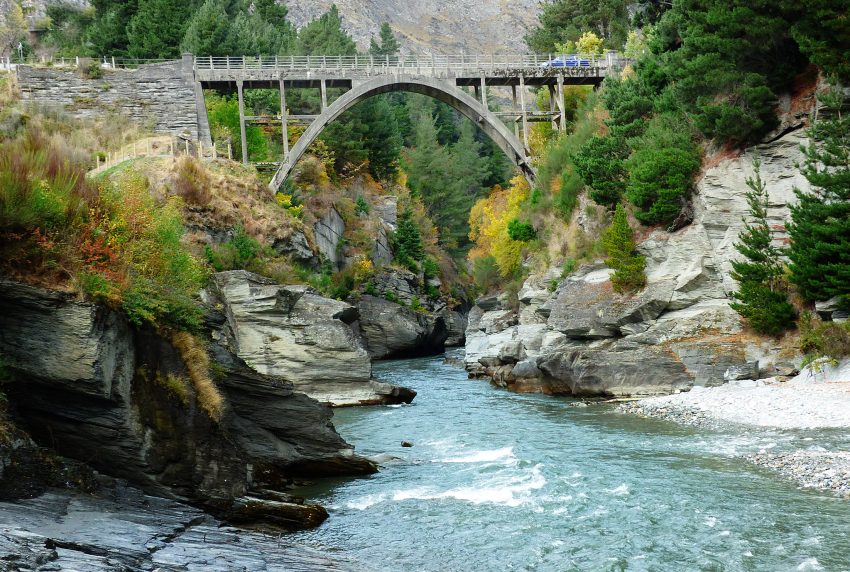 Edith Cavell bridge