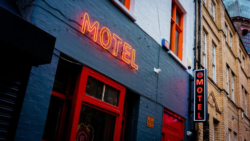 Red Motel